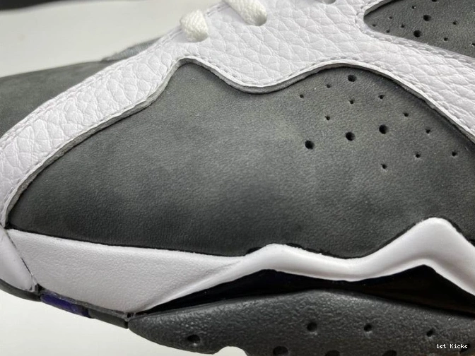 7 Retro CU9307-100 Flint Jordan (2021) 0722